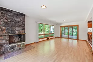 14 Miller Dr, Warren, MA 01083 - Photo 19