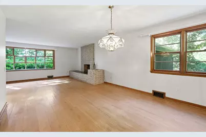 14 Miller Dr, Warren, MA 01083 - Photo 11