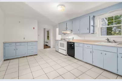 5 Lowell Ave, Holden, MA 01520 - Photo 9