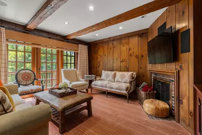 90 Suffolk Rd, Newton, MA 02467 - Photo 9
