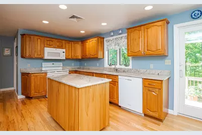 11 Currier Rd, Middleton, MA 01949 - Photo 19