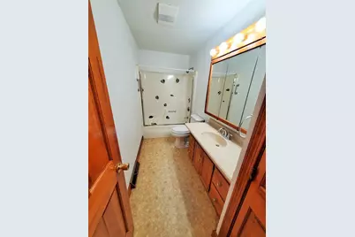 77 Pleasant St., West Bridgewater, MA 02379 - Photo 5