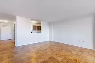 9 Hawthorne Pl, Boston, MA 02114 - Photo 13