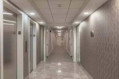 9 Hawthorne Place #7G, Boston, MA 02114 - Photo 5