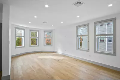 26 Crescent Ave, Boston, MA 02125 - Photo 9
