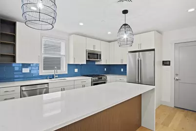 26 Crescent Ave, Boston, MA 02125 - Photo 3
