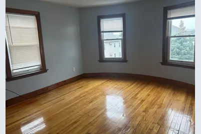 91 Ward St #3, Worcester, MA 01610 - Photo 3