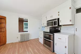 28 Monroe St, Norwood, MA 02062 - Photo 3