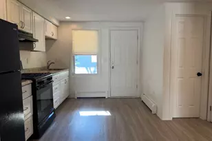 88 Washburn, Springfield, MA 01107 - Photo 5