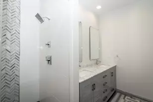141 W Sixth St, Boston, MA 02127 - Photo 21