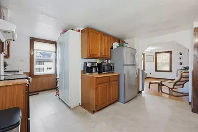 87 West St, Milford, MA 01757 - Photo 11