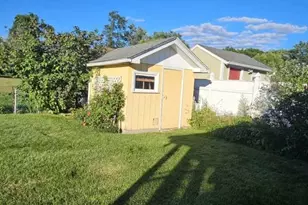 38 Cora Ave, Chicopee, MA 01013 - Photo 3