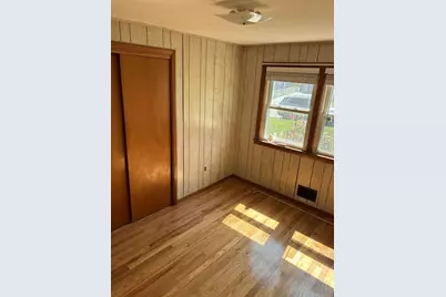 38 Cora Ave, Chicopee, MA 01013 - Photo 9