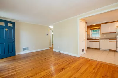 19 Penny Lane, Stoneham, MA 02180 - Photo 5