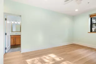 518 E 6th St, Boston, MA 02127 - Photo 23