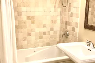 518 E 6th St, Boston, MA 02127 - Photo 11