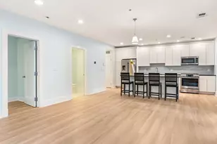 518 E 6th St, Boston, MA 02127 - Photo 19