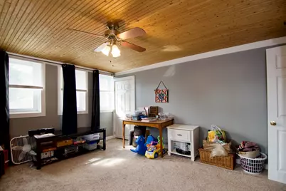 35 Thayer Ave, Springfield, MA 01108 - Photo 23