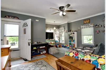 35 Thayer Ave, Springfield, MA 01108 - Photo 7