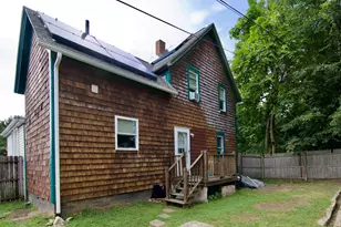 35 Thayer Ave, Springfield, MA 01108 - Photo 3