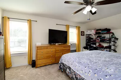 35 Thayer Ave, Springfield, MA 01108 - Photo 27