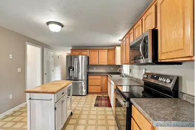 21 Lyons Rd, Dudley, MA 01571 - Photo 13