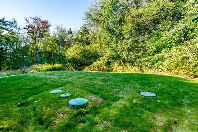 127 Pleasant St, Lunenburg, MA 01462 - Photo 3