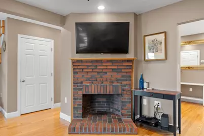 102 Narragansett Rd, Quincy, MA 02169 - Photo 9