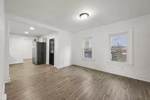41 Prospect St, North Adams, MA 01247 - Photo 9