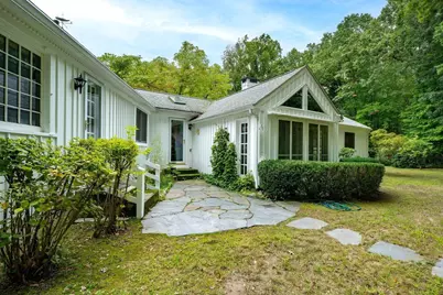 134 Maplewood Terrace, Northampton, MA 01060 - Photo 9