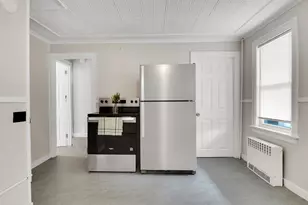 100 Caton Ln, Springfield, MA 01151 - Photo 9