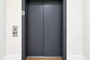 804 E 7th St, Boston, MA 02127 - Photo 19
