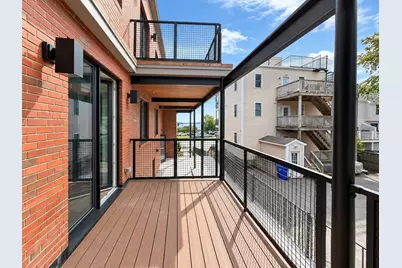 804 E 7th Street #203, Boston, MA 02127 - Photo 3