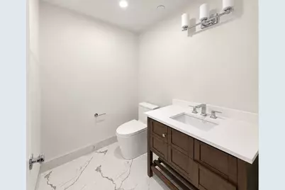 804 E 7th Street #203, Boston, MA 02127 - Photo 11