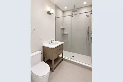 804 E 7th Street #203, Boston, MA 02127 - Photo 9