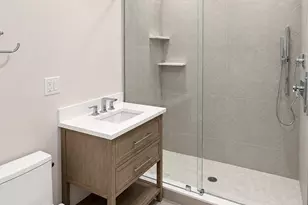 804 E 7th St, Boston, MA 02127 - Photo 9