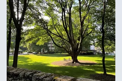 22 Chestnut Pl #M4, Brookline, MA 02445 - Photo 7