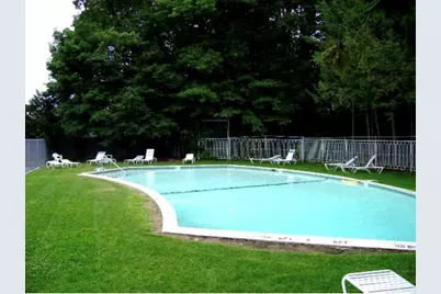 22 Chestnut Pl #M4, Brookline, MA 02445 - Photo 5