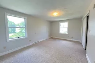 57 Oak St, Newton, MA 02464 - Photo 5