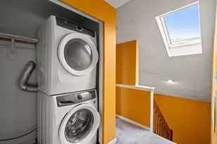 207 Lake St, Weymouth, MA 02189 - Photo 9