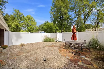 62 Main St #6-2, Hatfield, MA 01038 - Photo 3
