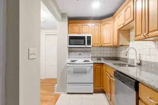167 Beacon St, Boston, MA 02116 - Photo 13