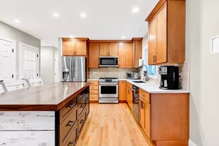 276 Pheasant Hill Cir, Barnstable, MA 02635 - Photo 15