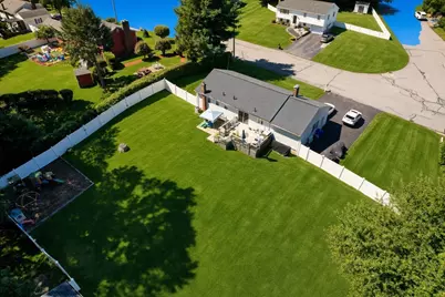 50 Ellen Rd, Taunton, MA 02780 - Photo 3