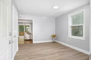 79 Pennacook Dr, Leominster, MA 01453 - Photo 5