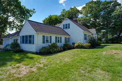 122 Maple Street, Norwood, MA 02062 - Photo 3