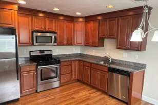 17 Pratt St, Mansfield, MA 02048 - Photo 3