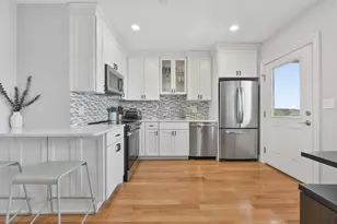214-216 E Eagle St, Boston, MA 02128 - Photo 3