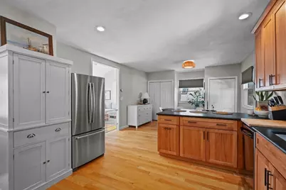 17 Herschel St #3, Lynn, MA 01902 - Photo 7