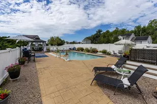 22 Clealand Cir, Rutland, MA 01543 - Photo 7